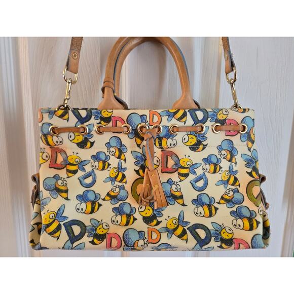 Dooney & Bourke Vintage Bumble Bee Print Convertible Tote Bag & Crossbody Purse - Picture 3 of 16